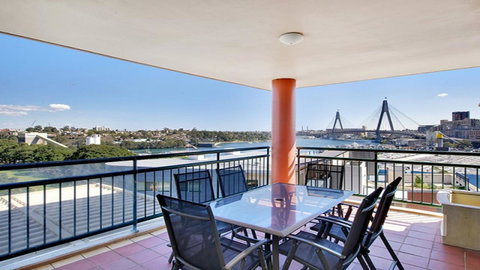 Darling Harbor Apartment - Holiday Adelaide 6