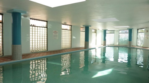 Darling Harbor Apartment - Holiday Adelaide 8