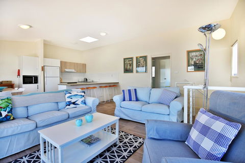 The Cove At Culburra - Direct Access To Beach - Holiday Adelaide 5