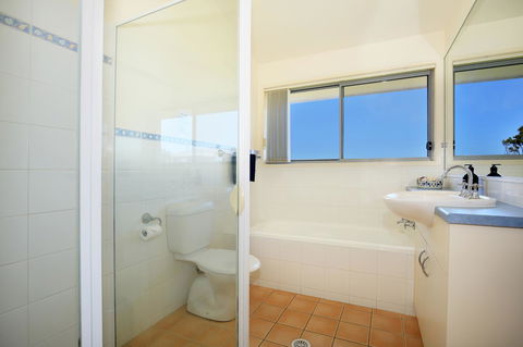 The Cove At Culburra - Direct Access To Beach - Holiday Adelaide 14