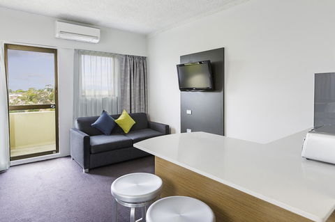 Metro Hotel Miranda - Holiday Adelaide 8