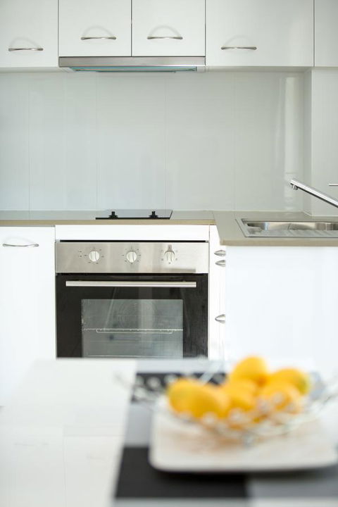 Byron Central Apartments - Holiday Adelaide 6