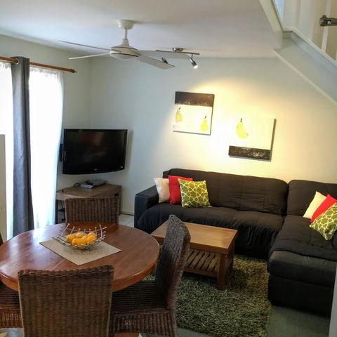 Byron Central Apartments - Holiday Adelaide 36