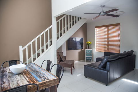 Byron Central Apartments - Holiday Adelaide 31