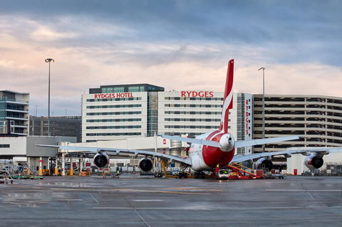 Rydges Sydney Airport Hotel - Holiday Adelaide 0