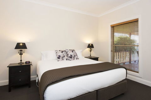 Colonial Court Villas - Holiday Adelaide 13