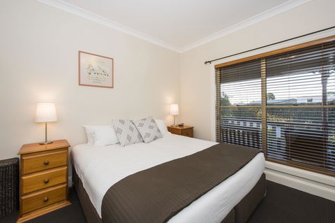 Colonial Court Villas - Holiday Adelaide 11