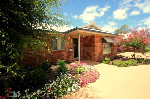 Colonial Court Villas - Holiday Adelaide 21