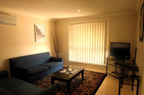 Colonial Court Villas - Holiday Adelaide 31
