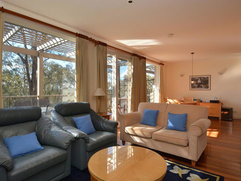 Villa 2br Prosecco Villa Located Within Cypress Lakes Resort - Holiday Adelaide 3