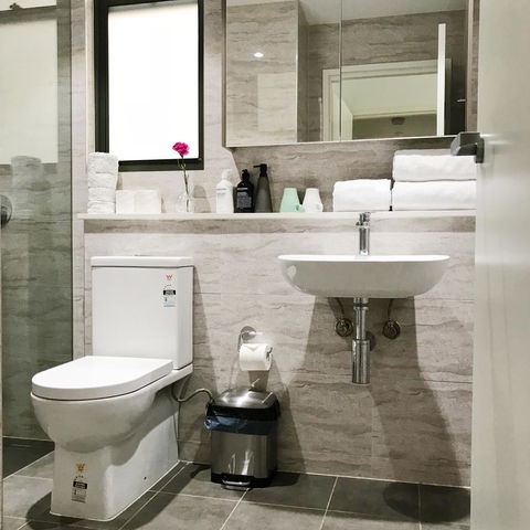 Modern & Cosy 2-Bedroom Apartment Hornsby - Holiday Adelaide 12