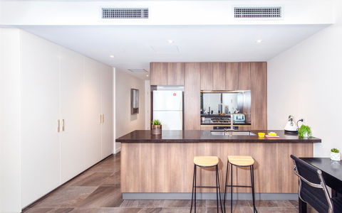 DD Apartments On Day - Holiday Adelaide 10