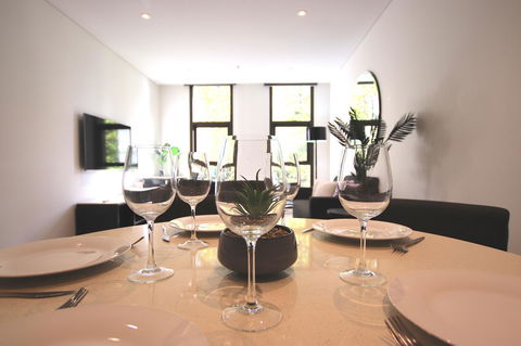 DD Apartments On Day - Holiday Adelaide 1