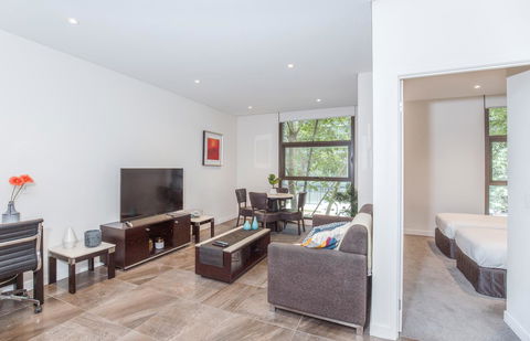 DD Apartments On Day - Holiday Adelaide 8