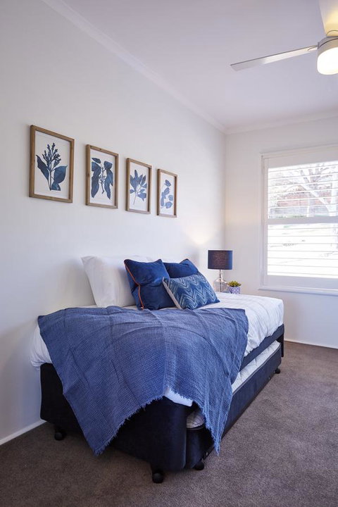 Bright And Spacious Family Home With Leafy Deck - Holiday Adelaide 30