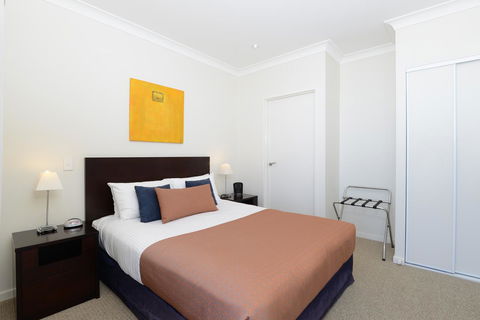 Macquarie Waters Boutique Apartment Hotel - Holiday Adelaide 12