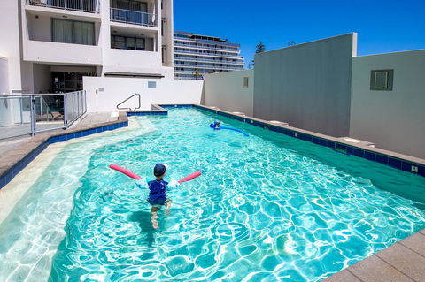 Macquarie Waters Boutique Apartment Hotel - Holiday Adelaide 3