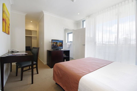 Macquarie Waters Boutique Apartment Hotel - Holiday Adelaide 21