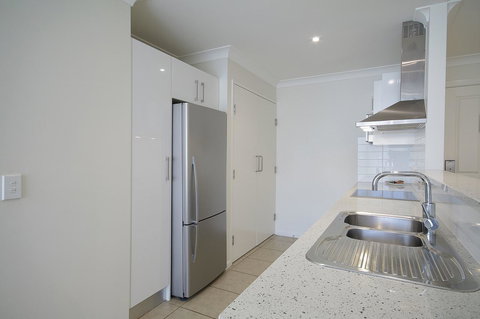 Macquarie Waters Boutique Apartment Hotel - Holiday Adelaide 23