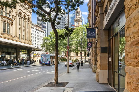 YEHS Hotel Sydney QVB - Holiday Adelaide 6