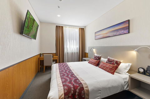 YEHS Hotel Sydney QVB - Holiday Adelaide 7