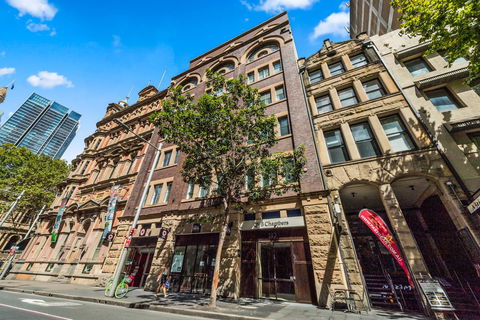 YEHS Hotel Sydney QVB - Holiday Adelaide 1