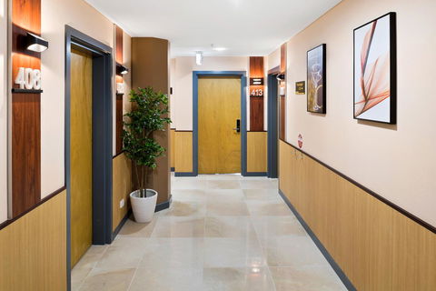 YEHS Hotel Sydney QVB - Holiday Adelaide 42