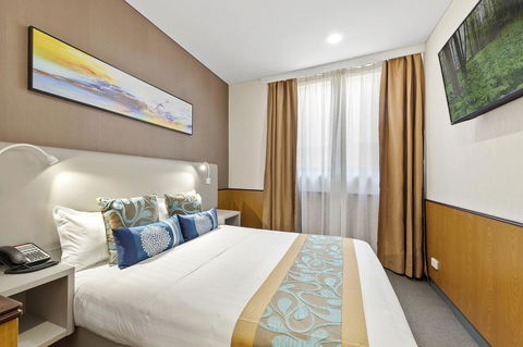 YEHS Hotel Sydney QVB - Holiday Adelaide 20
