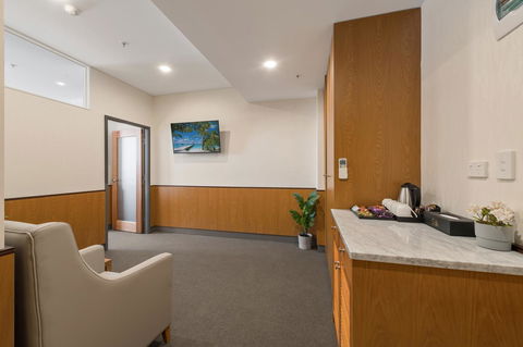 YEHS Hotel Sydney QVB - Holiday Adelaide 33