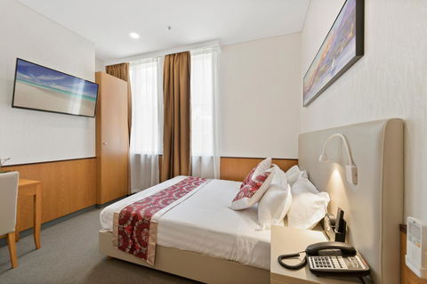 YEHS Hotel Sydney QVB - Holiday Adelaide 36