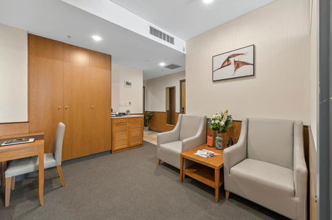 YEHS Hotel Sydney QVB - Holiday Adelaide 32