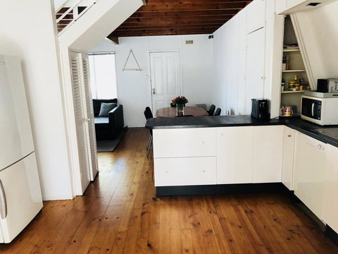 Little Blue Beach House - Holiday Adelaide 10