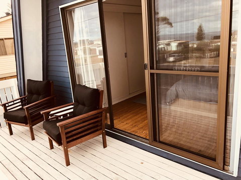 Little Blue Beach House - Holiday Adelaide 3