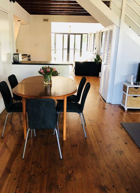 Little Blue Beach House - Holiday Adelaide 9