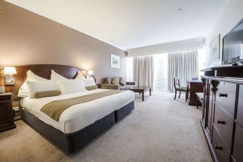 Crowne Plaza Hawkesbury Valley, An IHG Hotel - Holiday Adelaide 7