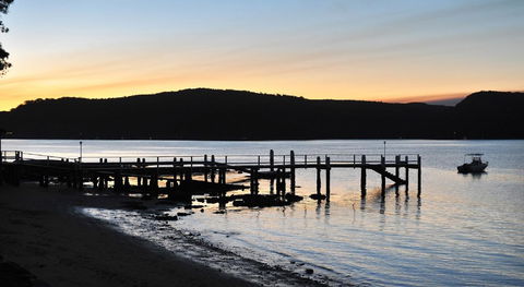 Refuge Cove On Pittwater - Holiday Adelaide 13