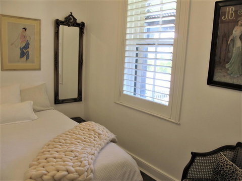 Apple Tree Cottage - Holiday Adelaide 9