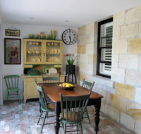 Apple Tree Cottage - Holiday Adelaide