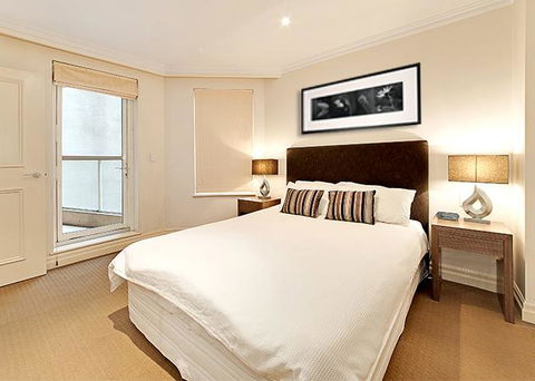 Wyndel Apartments Sydney CBD - Bond - Holiday Adelaide 2