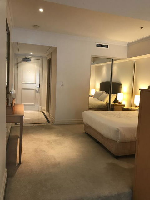 Wyndel Apartments Sydney CBD - Bond - Holiday Adelaide 5