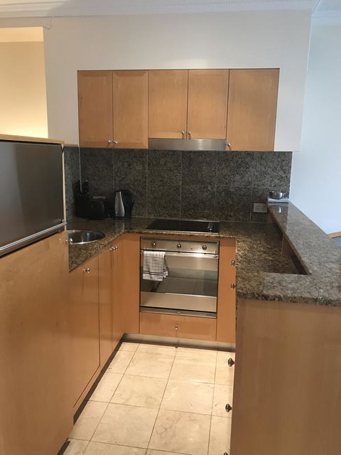 Wyndel Apartments Sydney CBD - Bond - Holiday Adelaide 6