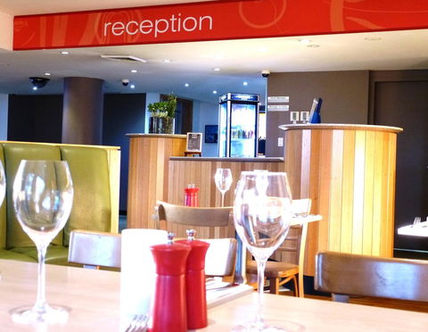Ibis Thornleigh - Holiday Adelaide 10