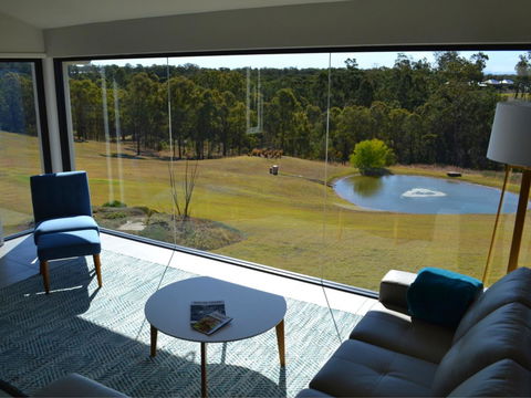 Wine Country Villas - Holiday Adelaide 1