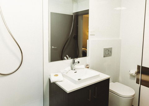 Coniston Hotel Wollongong - Holiday Adelaide 16