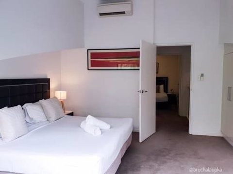 Wentworth Park Apartments - Holiday Adelaide 4