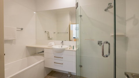 Byron Quarter Apartments - Holiday Adelaide 36