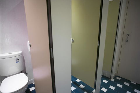 YHA Sydney Central - Holiday Adelaide 16