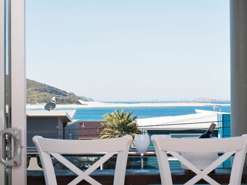 Blue View @ Fingal Bay - Holiday Adelaide 13