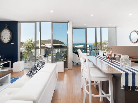 Blue View @ Fingal Bay - Holiday Adelaide 1