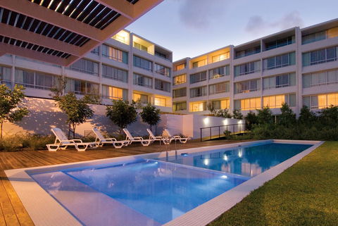 Oaks Nelson Bay Lure Suites - Holiday Adelaide 0